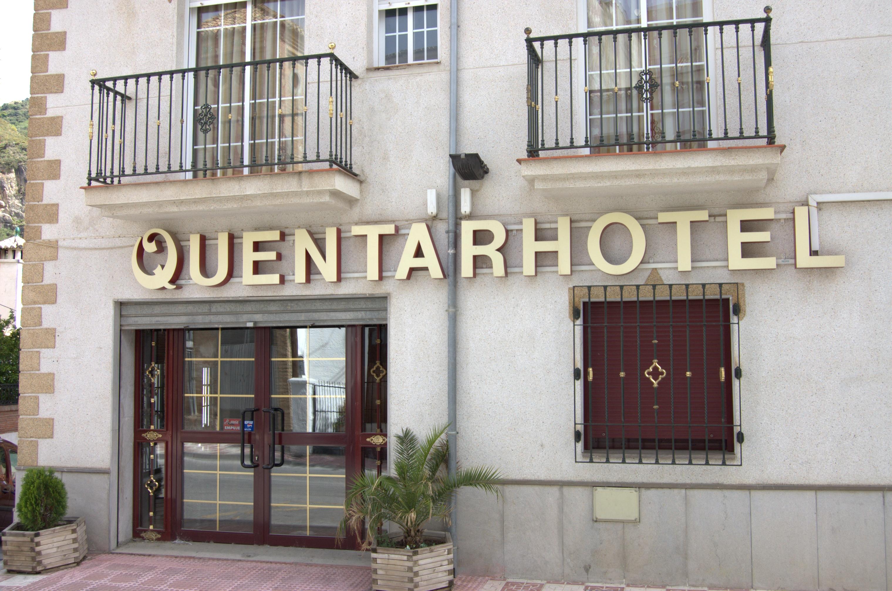 โรงแรมเกนตาร์ Quentar ภายนอก รูปภาพ